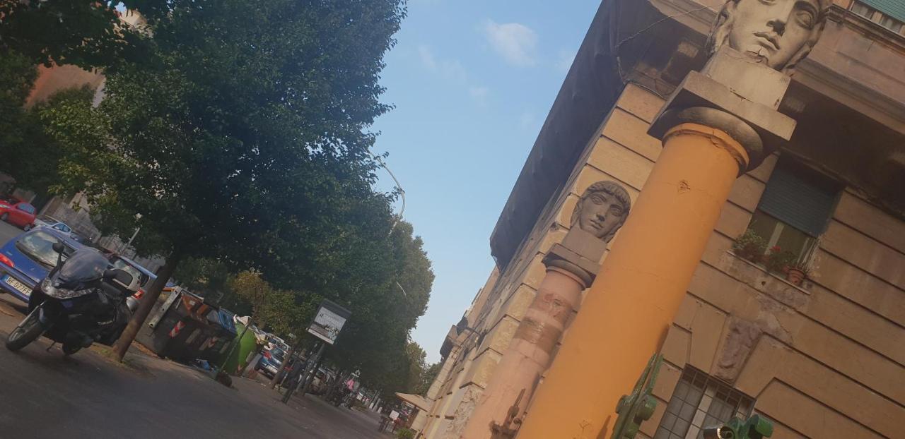 B&B Lumiere Roma エクステリア 写真